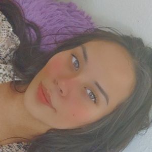 Meet your Posher, Nina